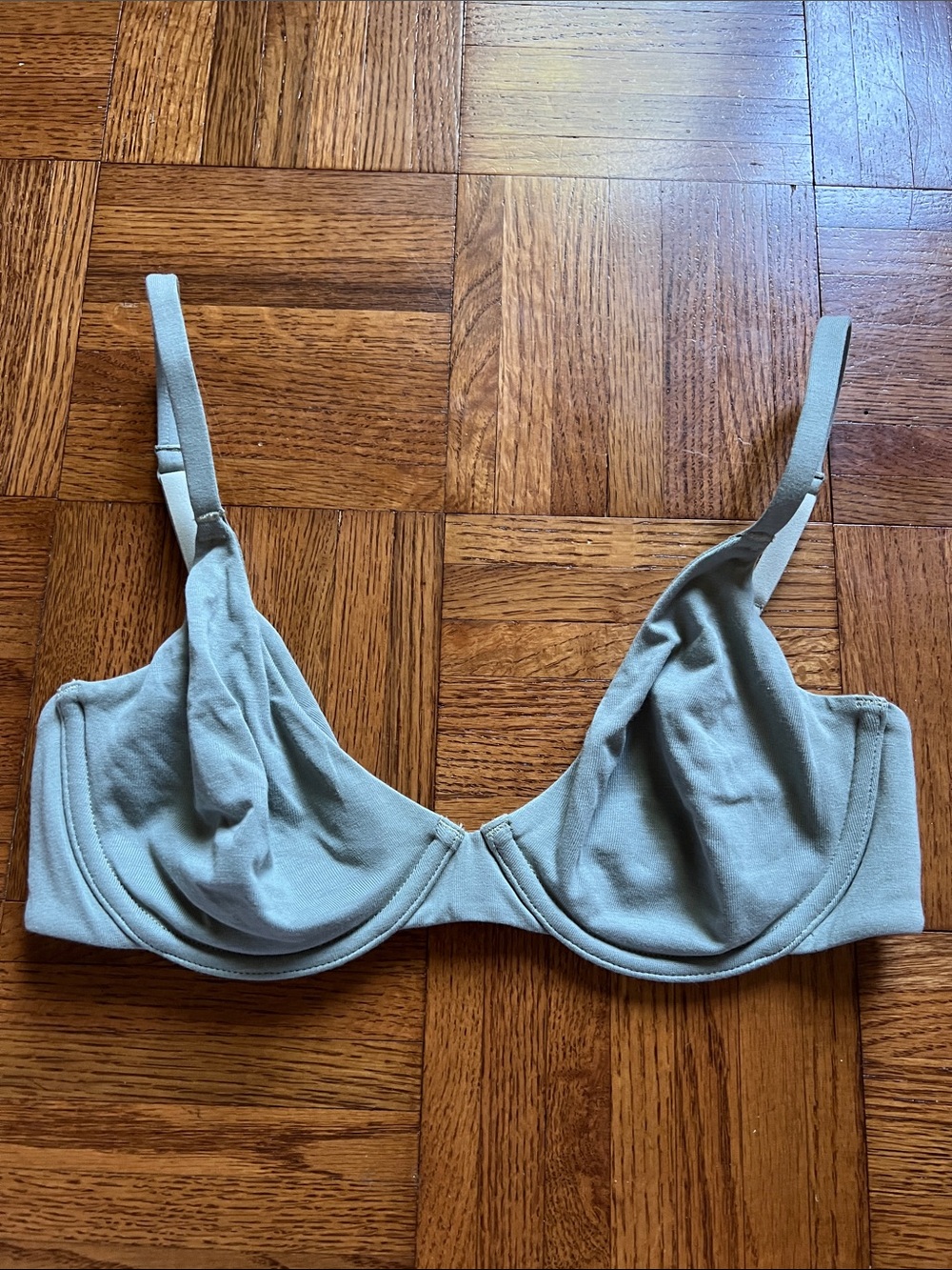 SKIMS Underwire T-Shirt Scoop Bra